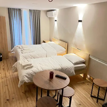 Hotel La Perato *