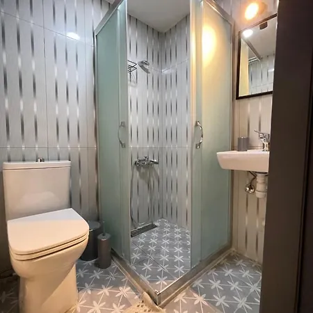 La Perato * Istanbul