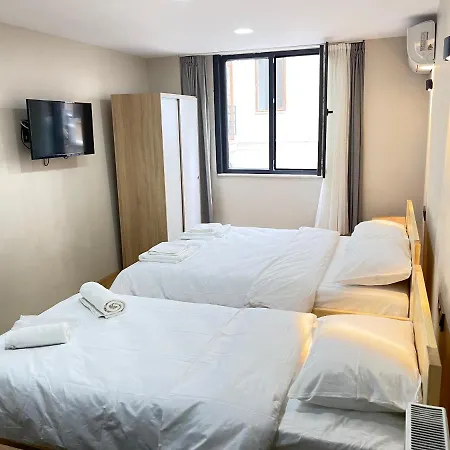 Hotel La Perato